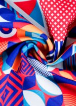Vibrant Meadow Printed Dining Table Cloth - Image 4